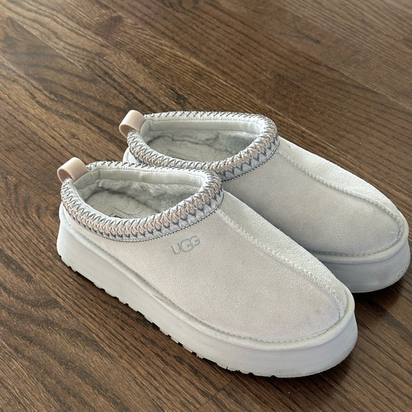 UGG Shoes - New Ugg tasman platform